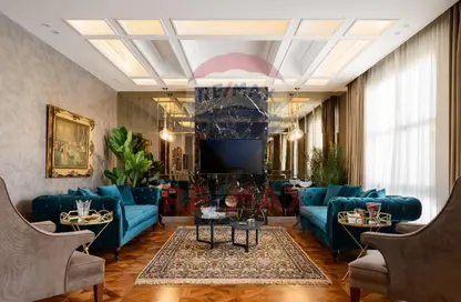 فيلا - 5 غرف نوم - 4 حمامات للبيع في الجريا - كمبوندات الشيخ زايد - الشيخ زايد - الجيزة