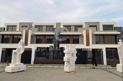 Townhouse - 4 - 5 for sale in El Patio Town - 5th Settlement Compounds - The 5th Settlement - New Cairo City - Cairo Townhouse - 4 - 5 for sale in El Patio Town - 5th Settlement Compounds - The 5th Settlement - New Cairo City - Cairo
