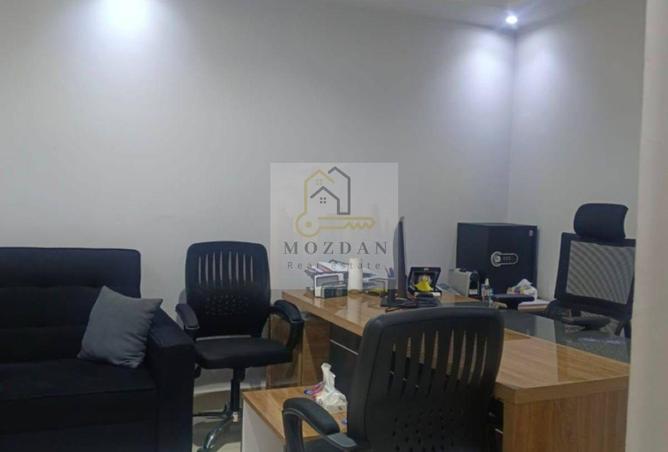 104605004 - Property Image 2