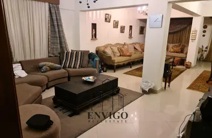 شقة - 3 غرف نوم - 2 حمامات للبيع في شارع مصطفي النحاس - المنطقة السادسة - مدينة نصر - القاهرة