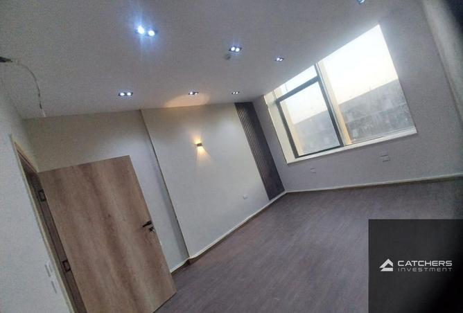 65667241 - Property Main Image