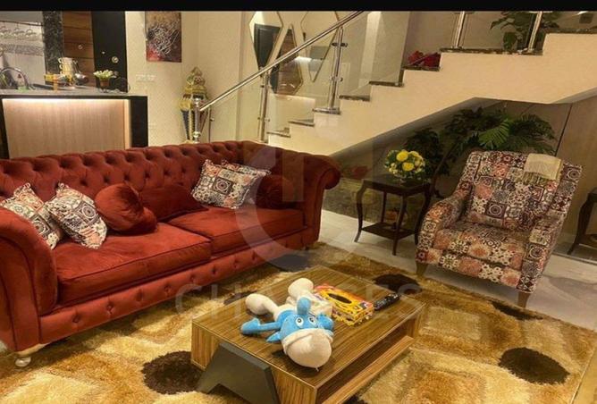 8567402 - Property Image 2