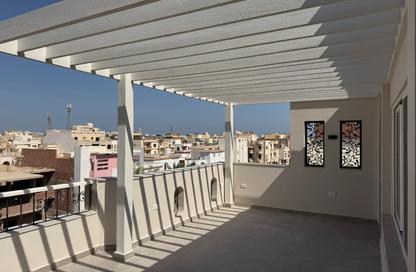 Apartment - 2 Bedrooms - 1 Bathroom for sale in El Helal - Hurghada - Red Sea