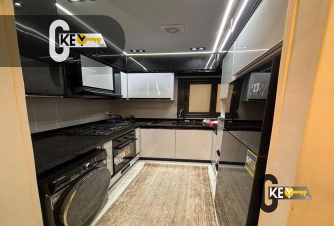 72720950 - Property Image 3