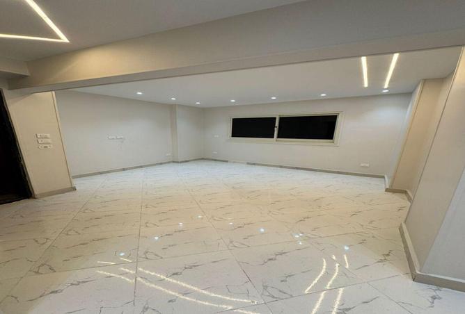 8708981 - Property Image 2