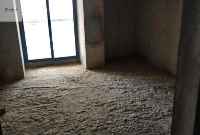 56004205 - Property Image 3