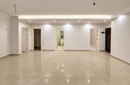 Apartment - 2 Bedrooms - 2 Bathrooms for rent in Palm Hills Village Gate - South Investors Area - New Cairo City - Cairo Apartment - 2 Bedrooms - 2 Bathrooms for rent in Palm Hills Village Gate - South Investors Area - New Cairo City - Cairo