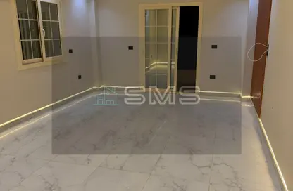 شقة - 3 غرف نوم - 2 حمامات للايجار في اللوتس الشمالي - حى اللوتس - مدينة القاهرة الجديدة - القاهرة