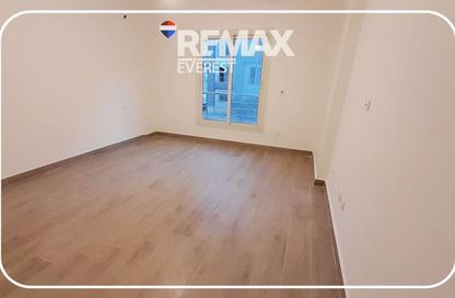 Apartment - 3 - 3 for rent in Cairo University Compound - Sheikh Zayed Compounds - Sheikh Zayed City - Giza