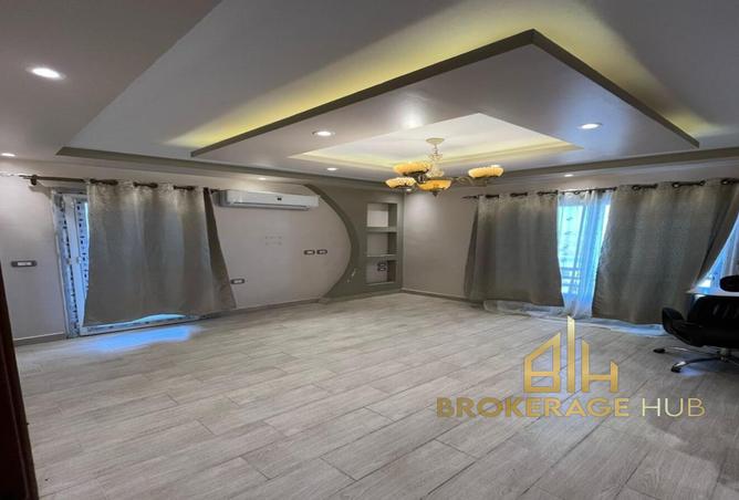 98008943 - Property Main Image