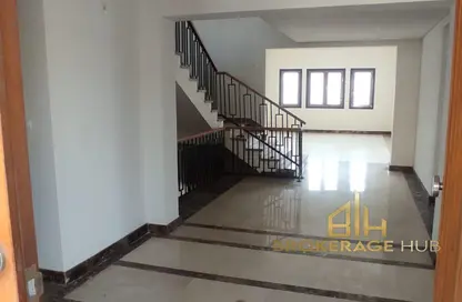 فيلا - 5 غرف نوم - 4 حمامات للبيع في ليفانا - اب تاون كايرو - المقطم - القاهرة