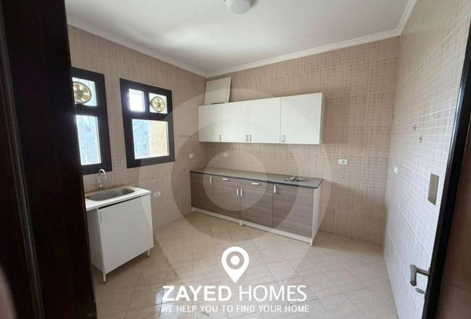 76227172 - Property Image 2