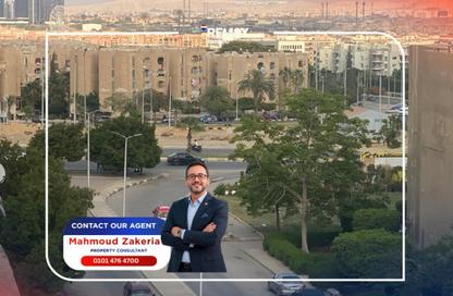 (بنتهاوس  (روف - 2 غرف نوم - 2 حمامات للبيع في شارع 10 - الحي الحادي عشر - الشيخ زايد - الجيزة