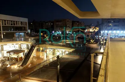 Retail - Studio - 2 Bathrooms for sale in West Gate - 6 October Compounds - 6 October City - Giza