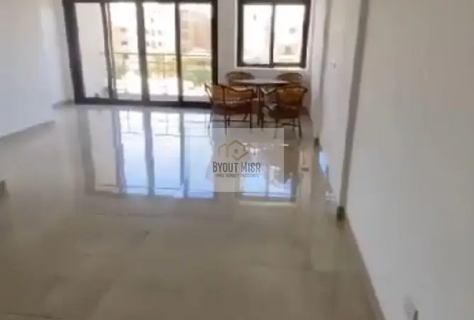 81837695 - Property Image 2
