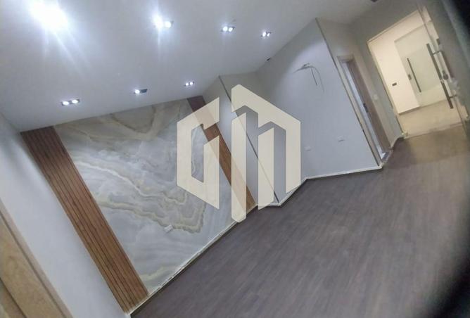 82615417 - Property Main Image