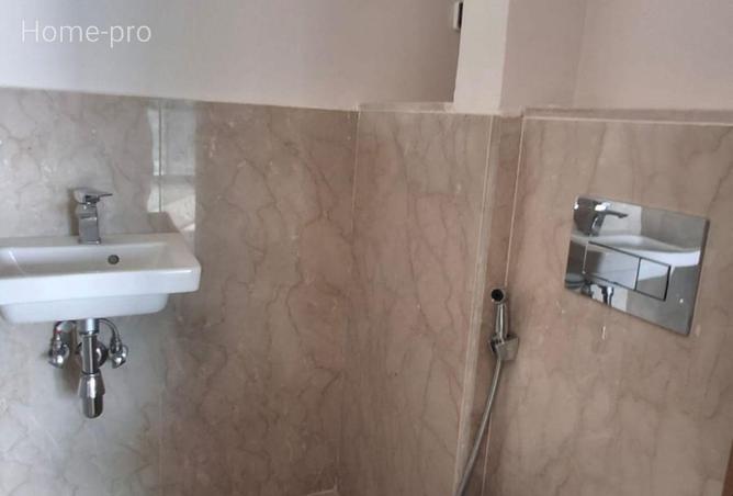 58989010 - Property Image 3