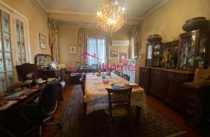 Apartment - 4 Bedrooms - 3 Bathrooms for sale in Ahmed Heshmat St. - Zamalek - Cairo
