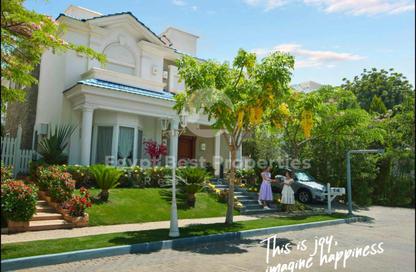 Villa - 4 - 5 for sale in Mountain View 1.1 - 5th Settlement Compounds - The 5th Settlement - New Cairo City - Cairo