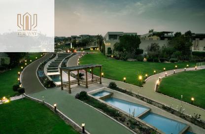 تاون هاوس - 4 - 4 للبيع في بيراميدز هيلز - طريق مصر اسكندرية الصحراوي - مدينة 6 أكتوبر - الجيزة