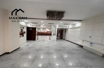 Apartment - 2 Bedrooms - 1 Bathroom for rent in Salah Salem St. - Roxy - Heliopolis - Masr El Gedida - Cairo