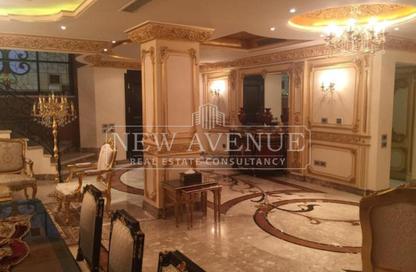 فيلا - 4 غرف نوم - 4 حمامات للبيع في رويال سيتي - كمبوندات الشيخ زايد - الشيخ زايد - الجيزة