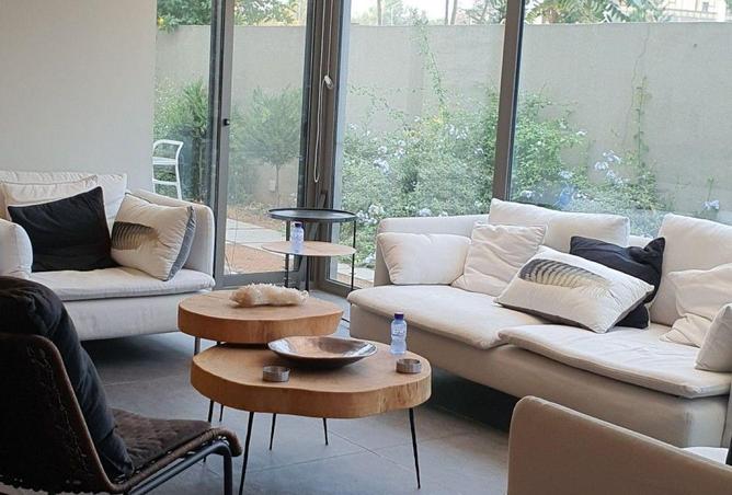 67727432 - Property Image 3