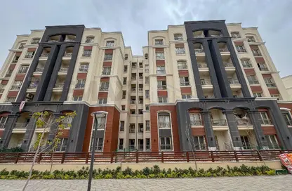 Apartment - 3 Bedrooms - 3 Bathrooms for sale in Alex West - Alexandria Compounds - Alexandria