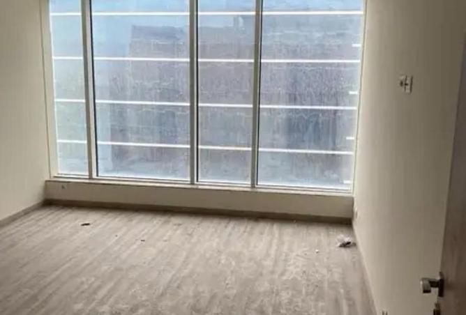 102908956 - Property Image 2