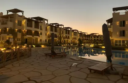 شاليه - 3 غرف نوم - 2 حمامات للبيع في بلو بلو - العين السخنة - السويس