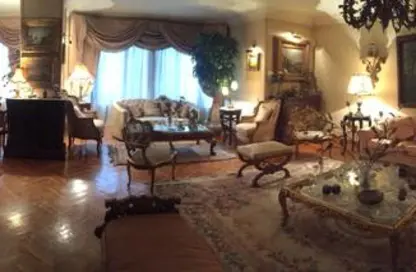 Apartment - 3 Bedrooms - 2 Bathrooms for sale in Mohandessin - Giza