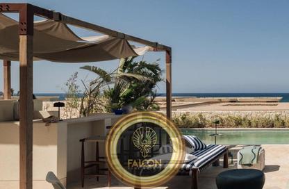Chalet - 2 Bedrooms - 2 Bathrooms for sale in Ramla - Ras Al Hekma - North Coast
