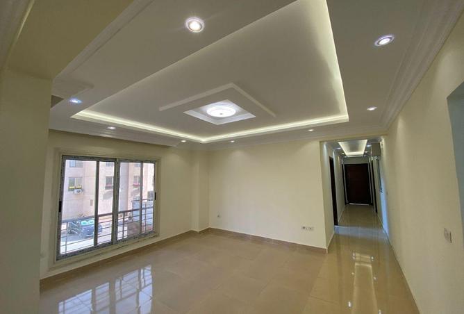 69565693 - Property Image 2