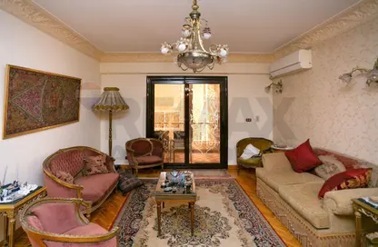Apartment - 3 Bedrooms - 2 Bathrooms for sale in Laurent - Hay Sharq - Alexandria