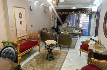 شقة - 3 غرف نوم - 1 حمام للايجار في ستانلي - حي شرق - الاسكندرية