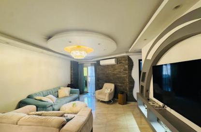 Apartment - 3 Bedrooms - 1 Bathroom for sale in Al Lewaa Mahmoud Samy Basha St. - 6th Zone - Nasr City - Cairo