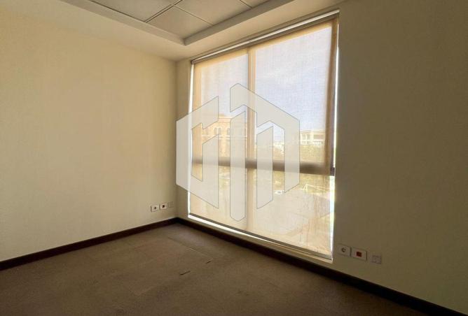 105730360 - Property Image 3