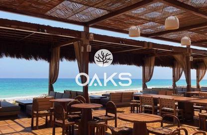 Chalet - 2 Bedrooms - 2 Bathrooms for sale in Ramla - Ras Al Hekma - North Coast
