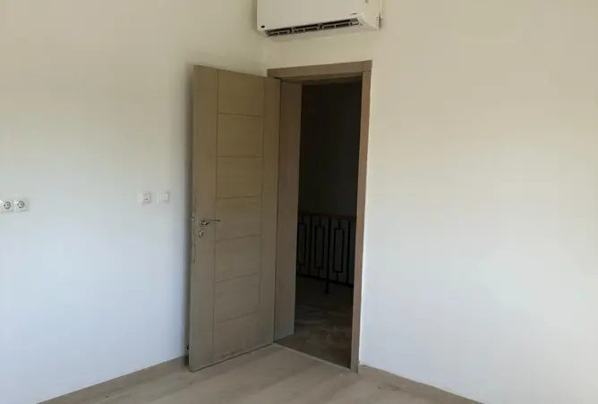 70878260 - Property Image 3