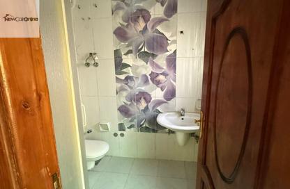 Apartment - 3 Bedrooms - 2 Bathrooms for sale in Street 15 - District 3 - The 5th Settlement - New Cairo City - Cairo