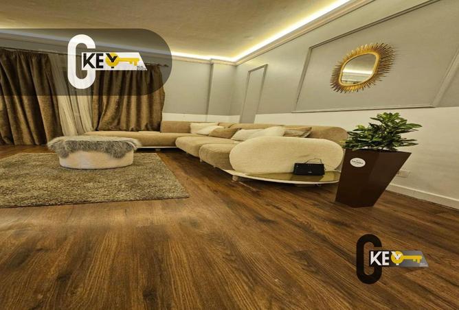 8586204 - Property Image 2