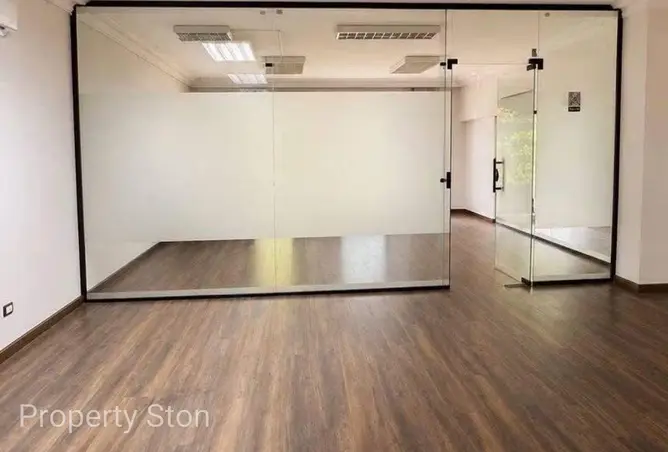 98012160 - Property Image 3