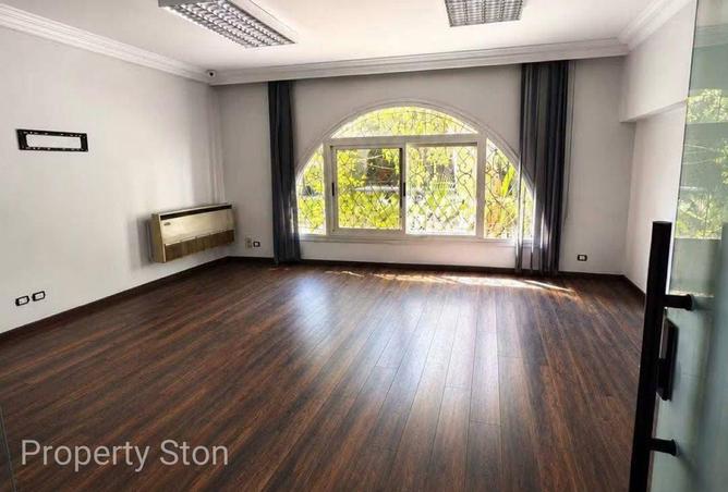 98012160 - Property Main Image