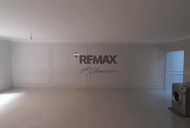 102906557 - Property Image 3