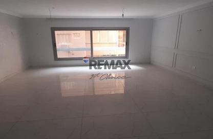 Apartment - 3 Bedrooms - 3 Bathrooms for sale in Shooting Club Street - Dokki - Giza Apartment - 3 Bedrooms - 3 Bathrooms for sale in Shooting Club Street - Dokki - Giza