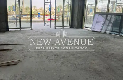 Retail - Studio - 2 Bathrooms for sale in The Waterway View - 90 Street - The 5th Settlement - New Cairo City - Cairo