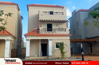 Villa - 7+ Bedrooms - 5 Bathrooms for sale in Vee Muruj - Smouha - Hay Sharq - Alexandria