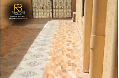 دوبلكس - 4 غرف نوم - 3 حمامات للبيع في الحي الاول - مدينة 6 أكتوبر - الجيزة