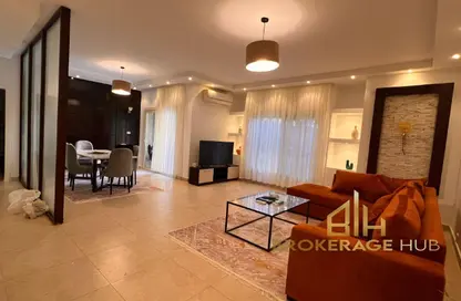 شقة - 2 غرف نوم - 2 حمامات للايجار في ذا فيلدج - المستثمرين الجنوبية - مدينة القاهرة الجديدة - القاهرة