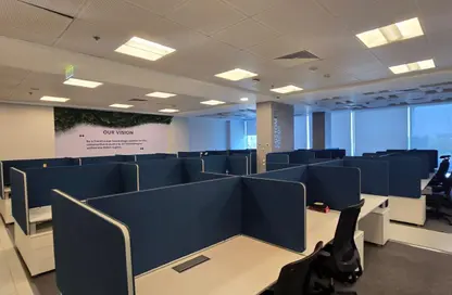 مساحات مكتبية - 8 غرف نوم - 8 حمامات للايجار في القرية الذكية - طريق مصر اسكندرية الصحراوي - مدينة 6 أكتوبر - الجيزة